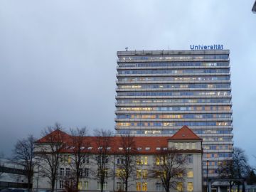 Leibniz University